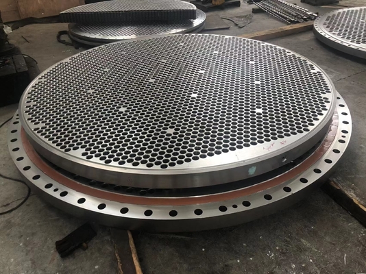 ASTM B432 の熱交換器の管シート Gr16 のチタニウムの鋼板のクラッディング